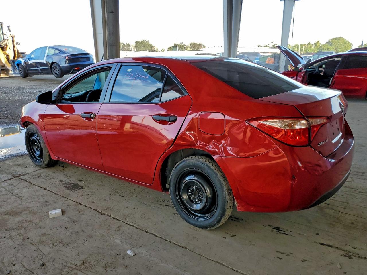 2017 TOYOTA COROLLA LE photo 2