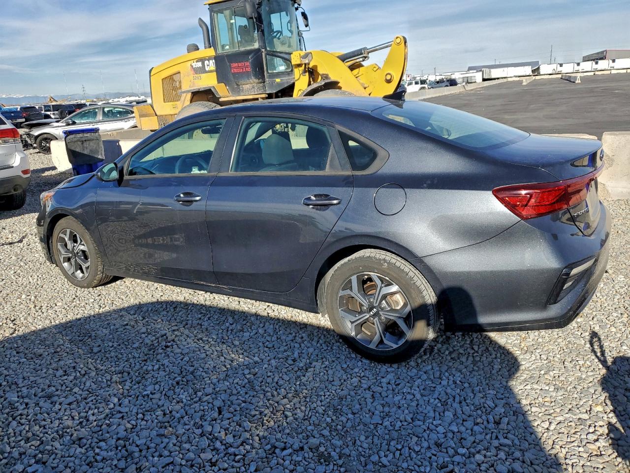 2021 KIA FORTE FE photo 2