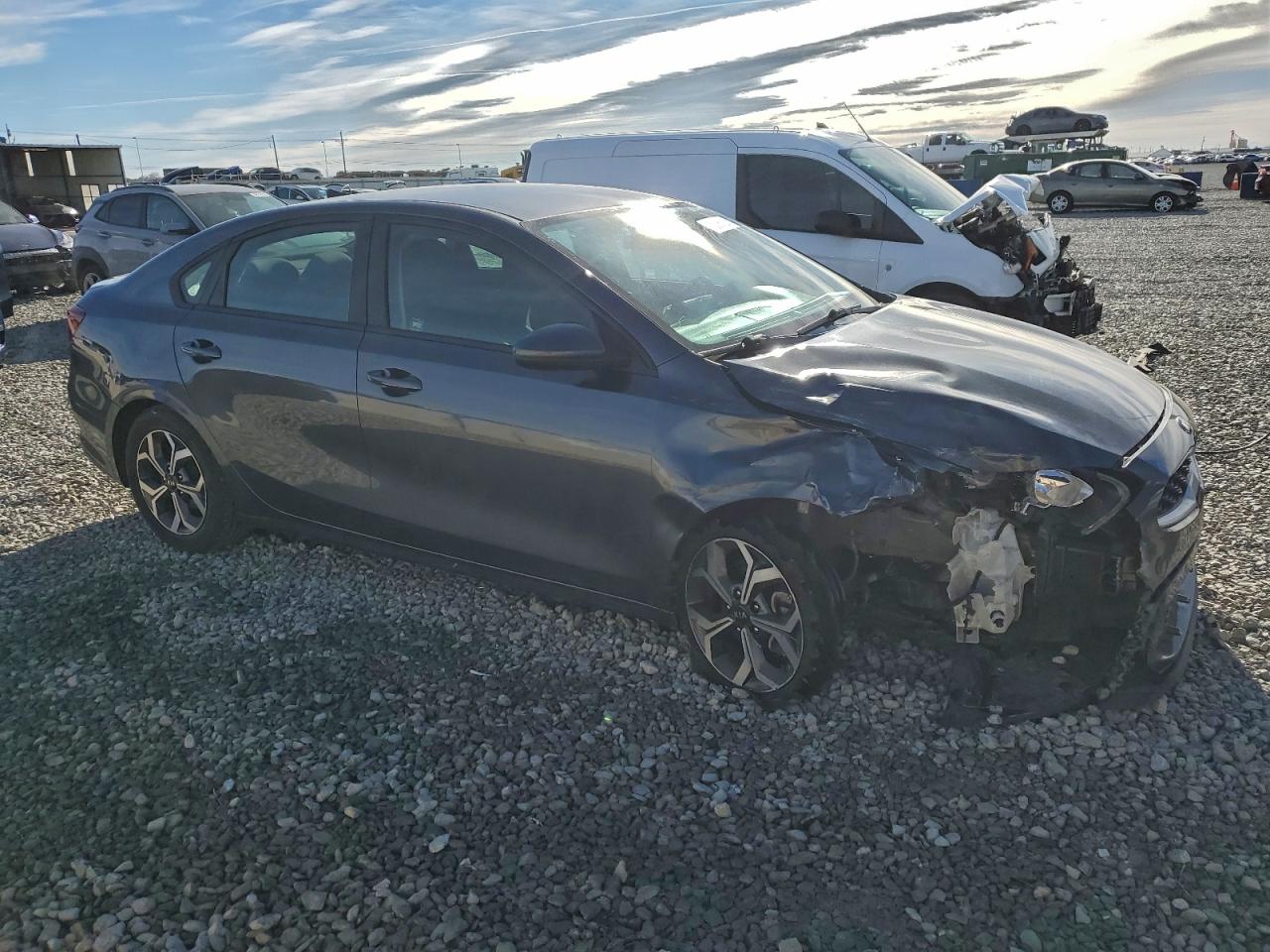 2021 KIA FORTE FE photo 4