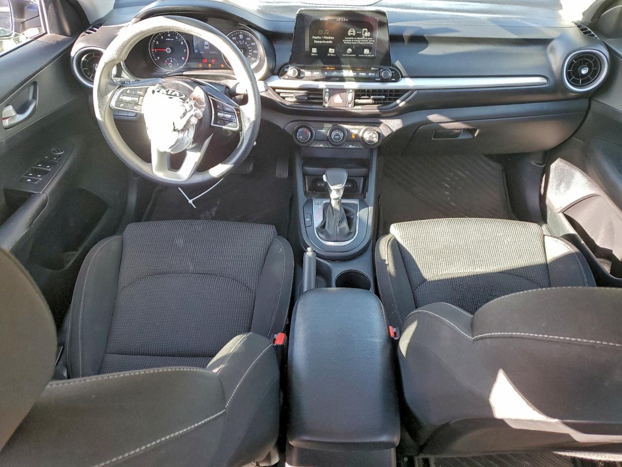 2021 KIA FORTE FE photo 8