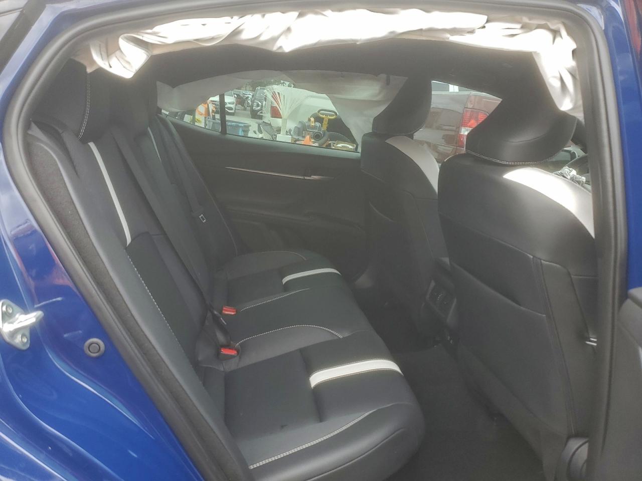 2025 TOYOTA CAMRY XSE photo 10