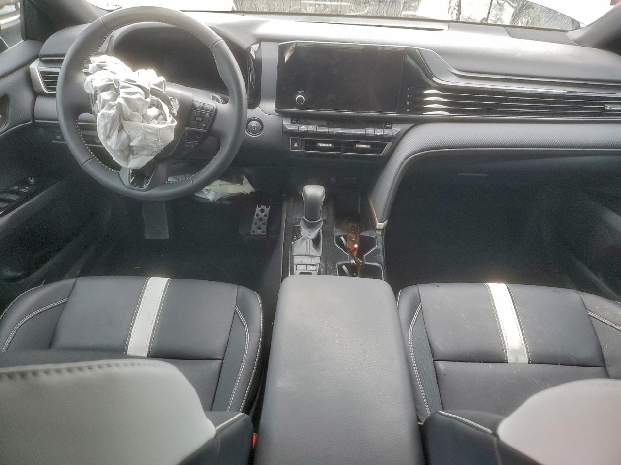 2025 TOYOTA CAMRY XSE photo 8
