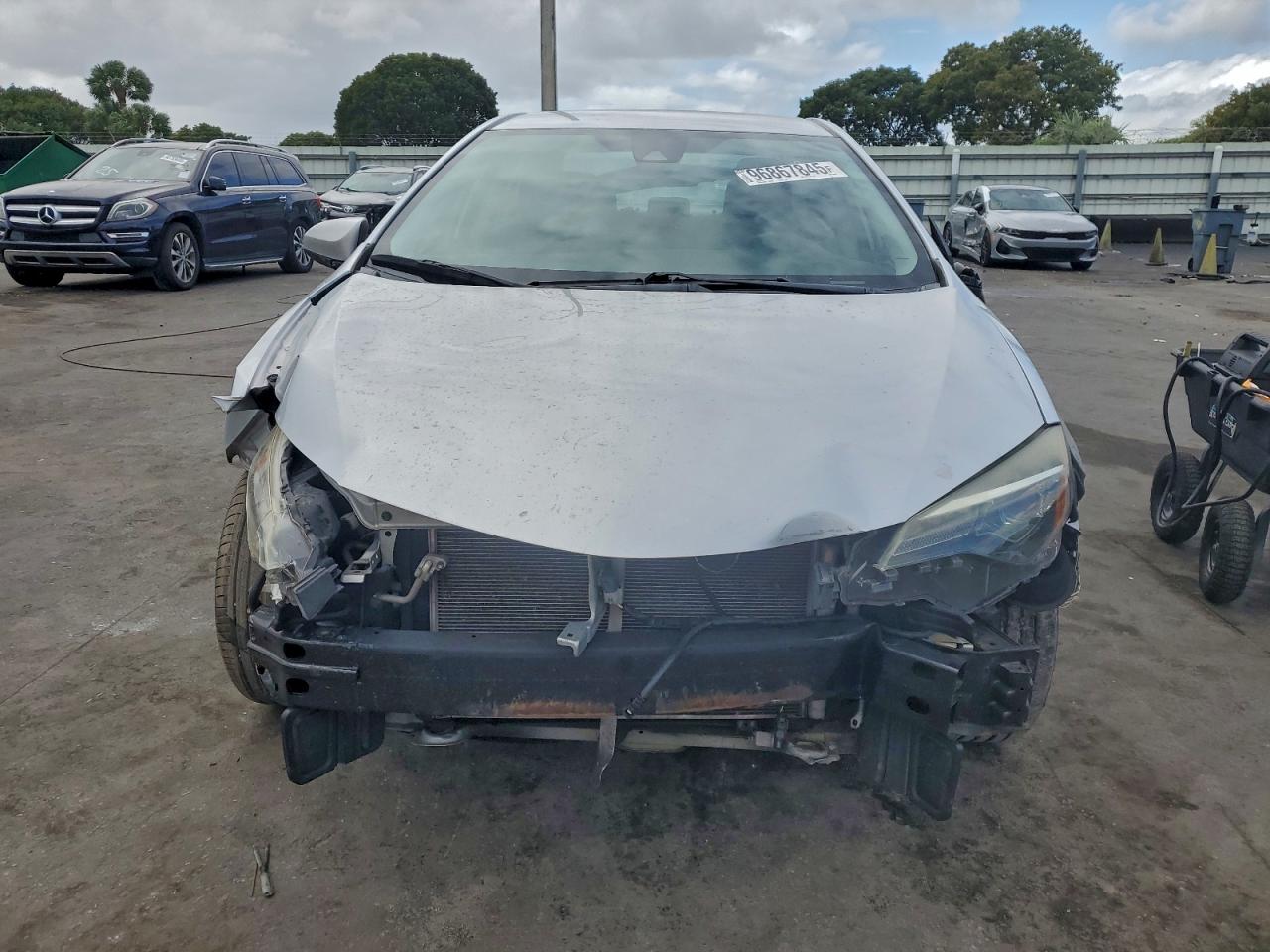 2019 TOYOTA COROLLA L photo 5