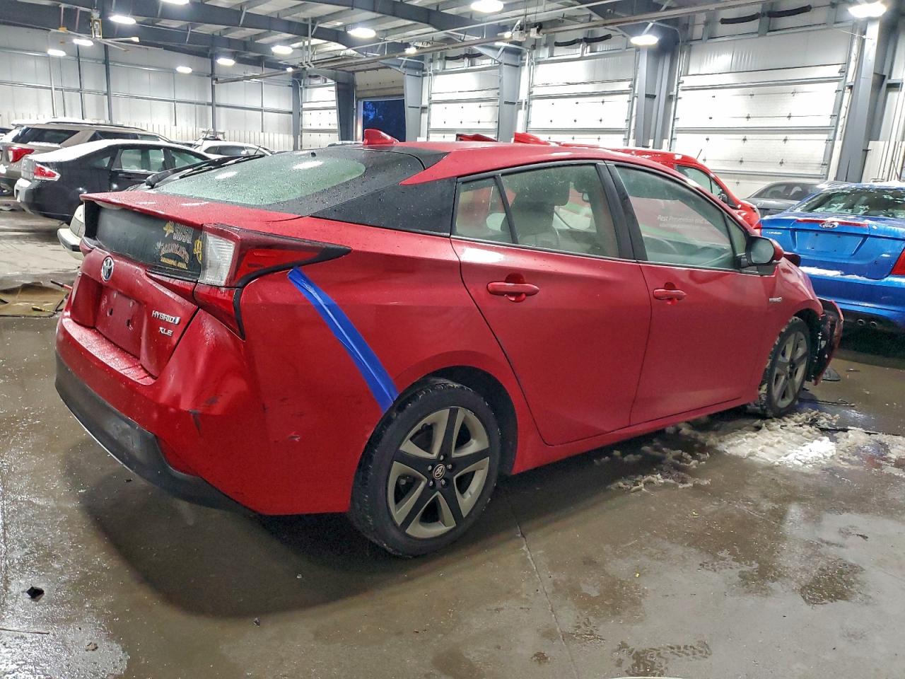 2019 TOYOTA PRIUS photo 3