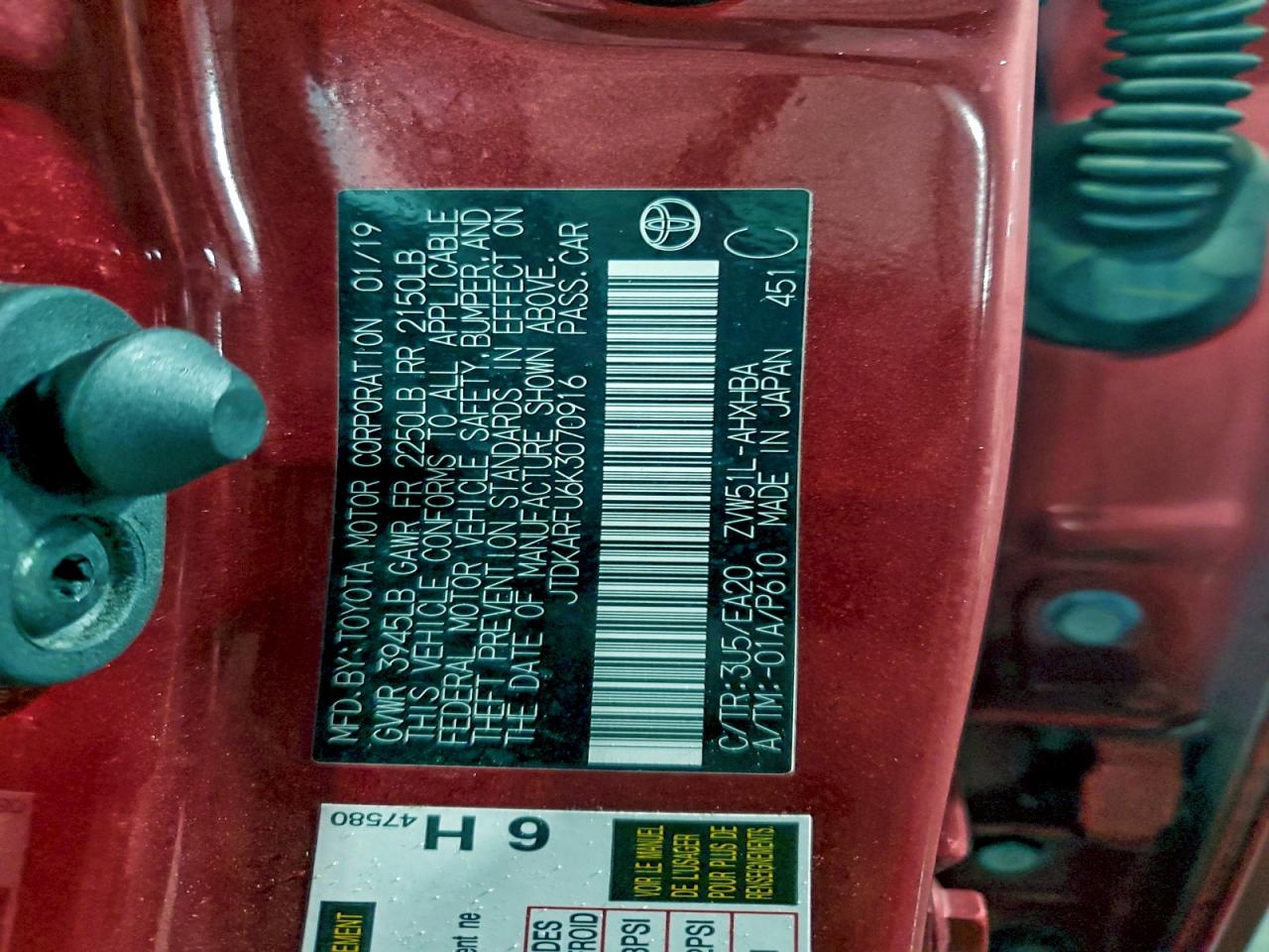 2019 TOYOTA PRIUS photo 13