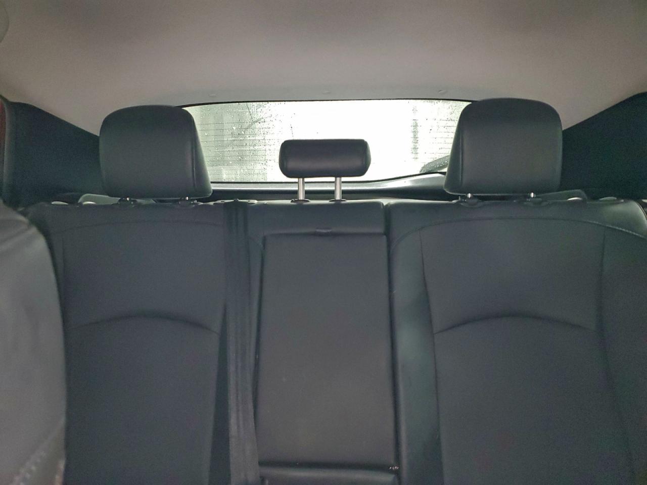 2019 TOYOTA PRIUS photo 10