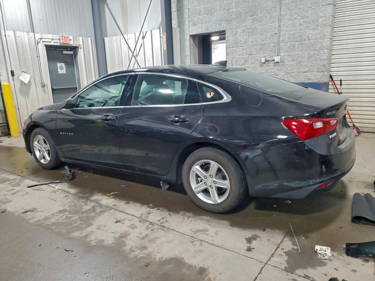 2023 CHEVROLET MALIBU LS photo 2