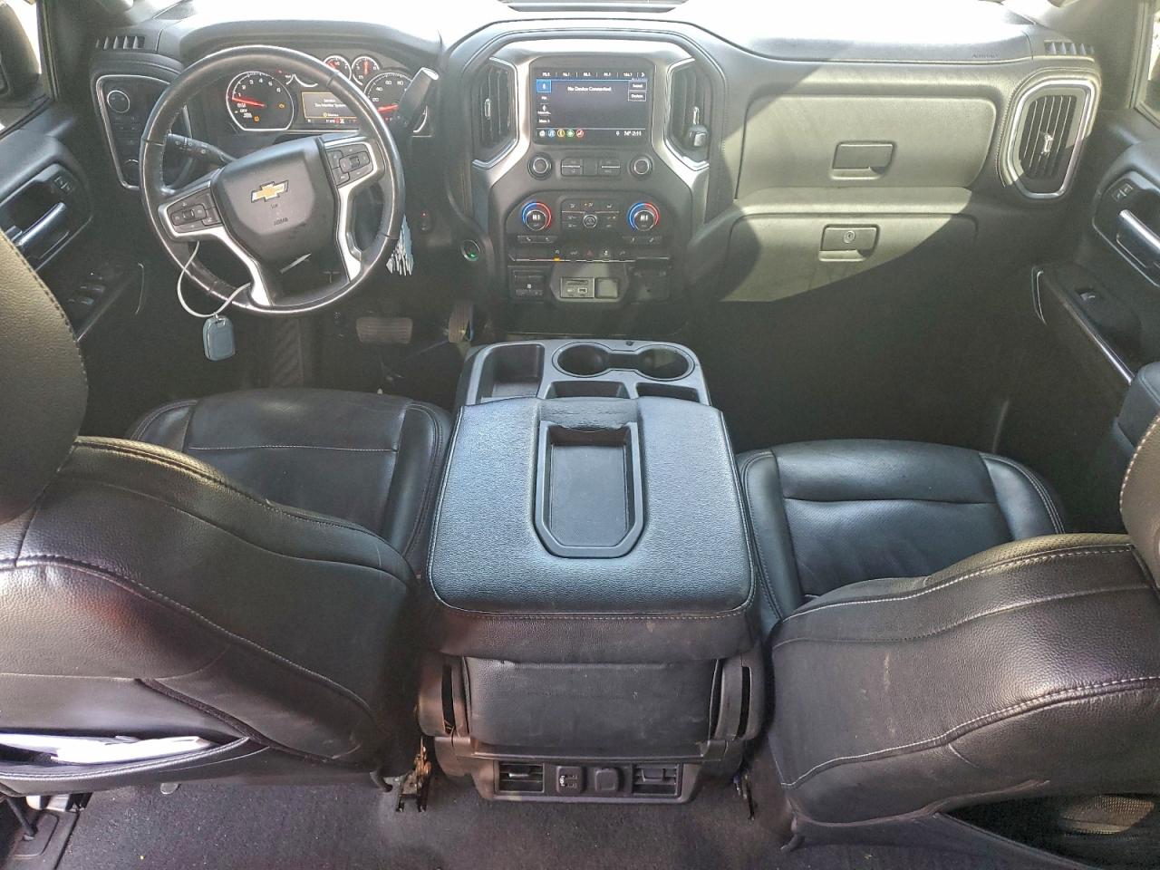 2019 CHEVROLET SILVERADO K1500 LT photo 8