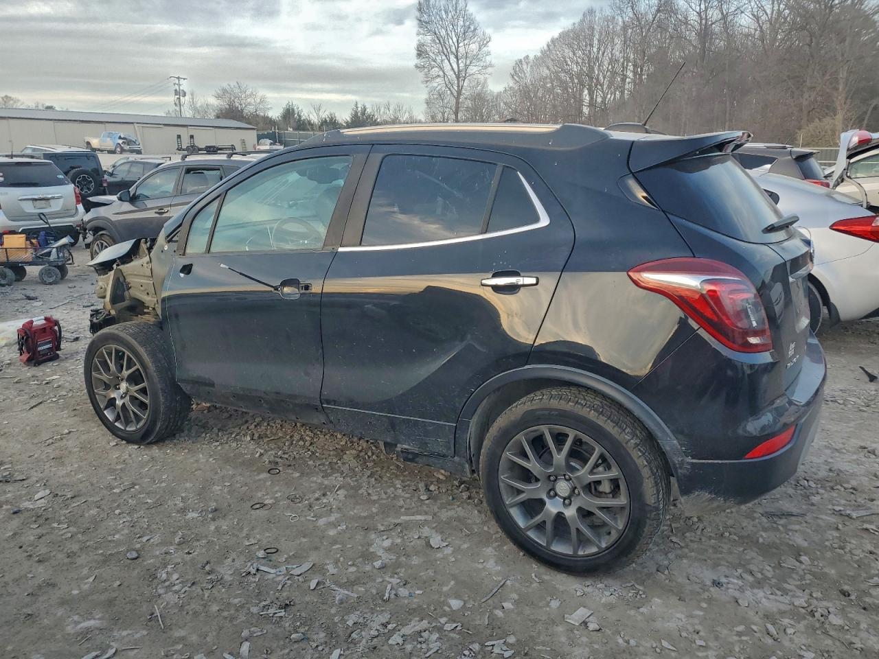 2018 BUICK ENCORE SPORT TOURING photo 2