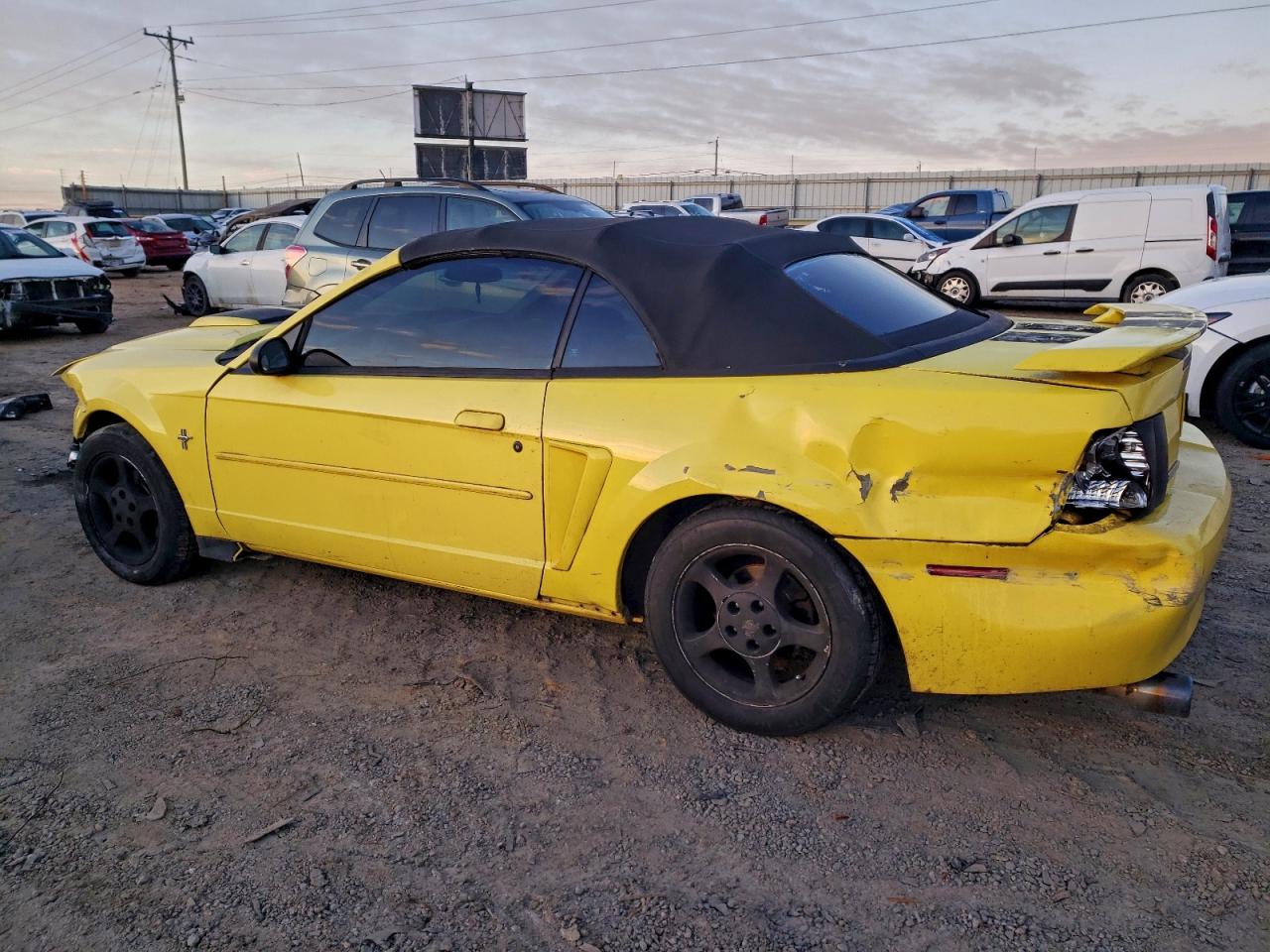 2003 FORD MUSTANG photo 2
