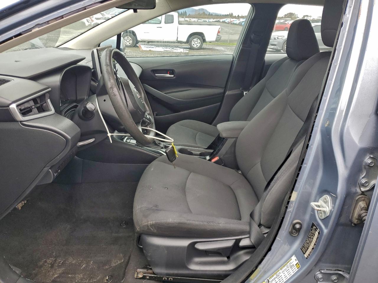 2020 TOYOTA COROLLA LE photo 13