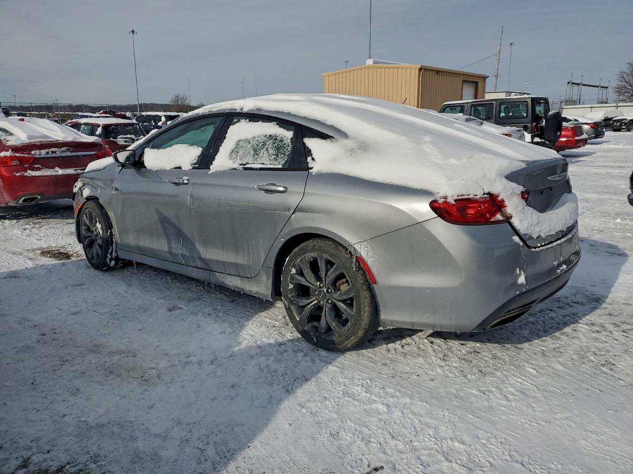 2016 CHRYSLER 200 S photo 2