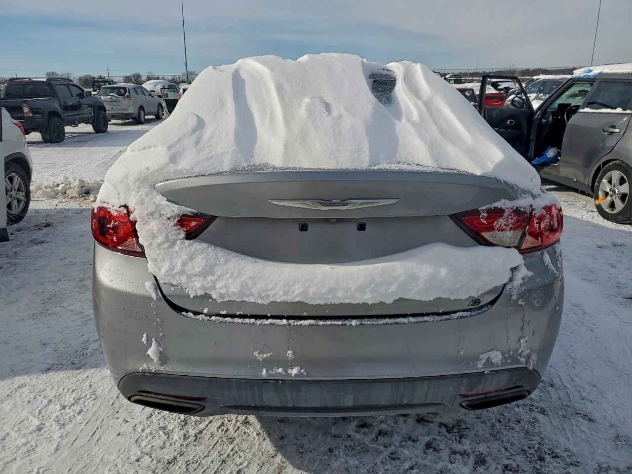 2016 CHRYSLER 200 S photo 6