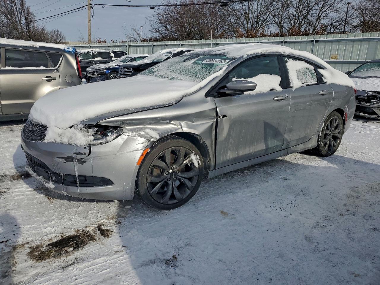 2016 CHRYSLER 200
