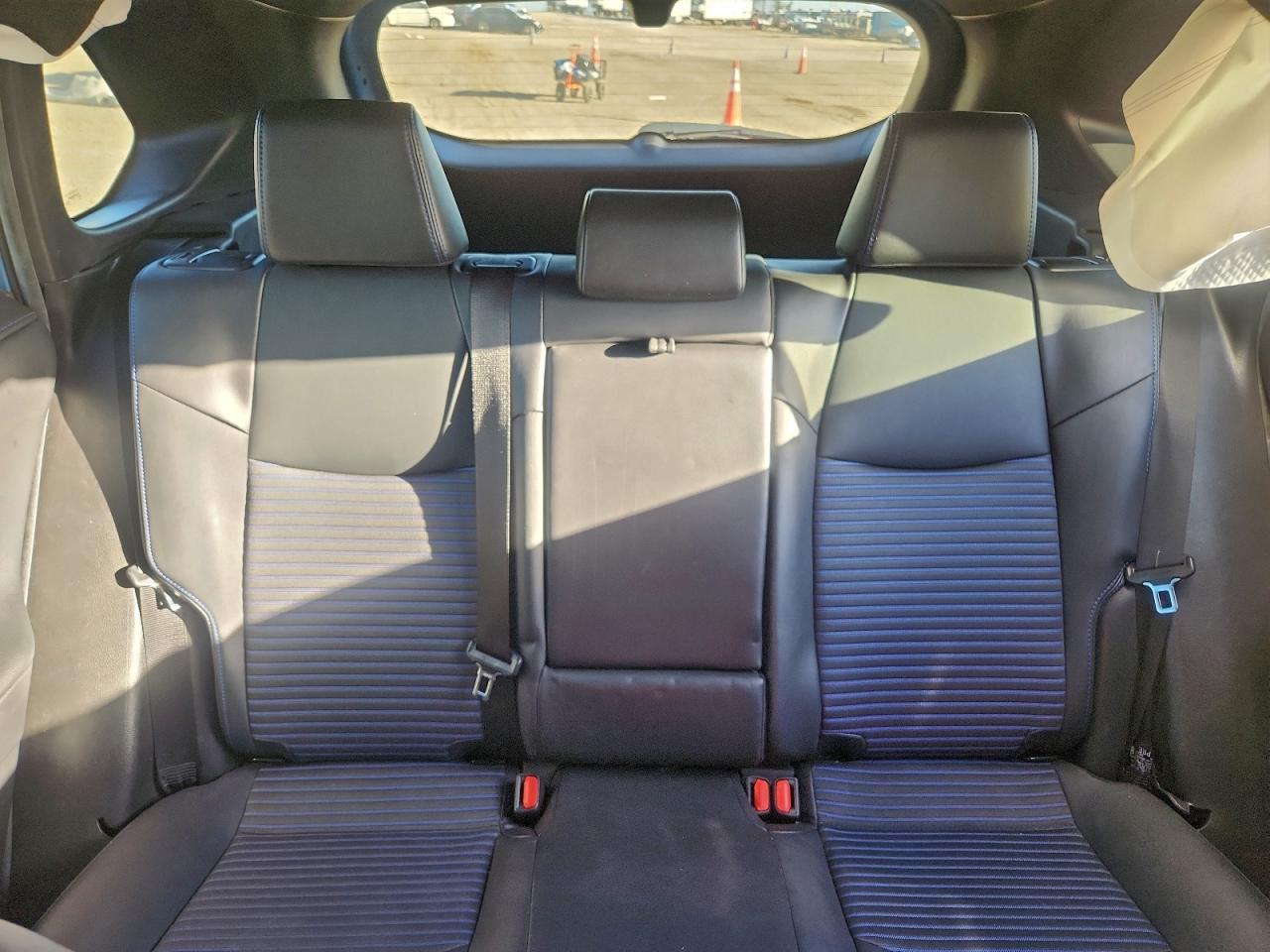 2022 TOYOTA RAV4 XSE photo 28