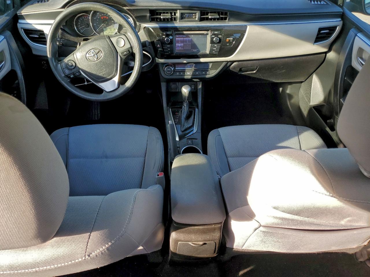 2016 TOYOTA COROLLA LE photo 8