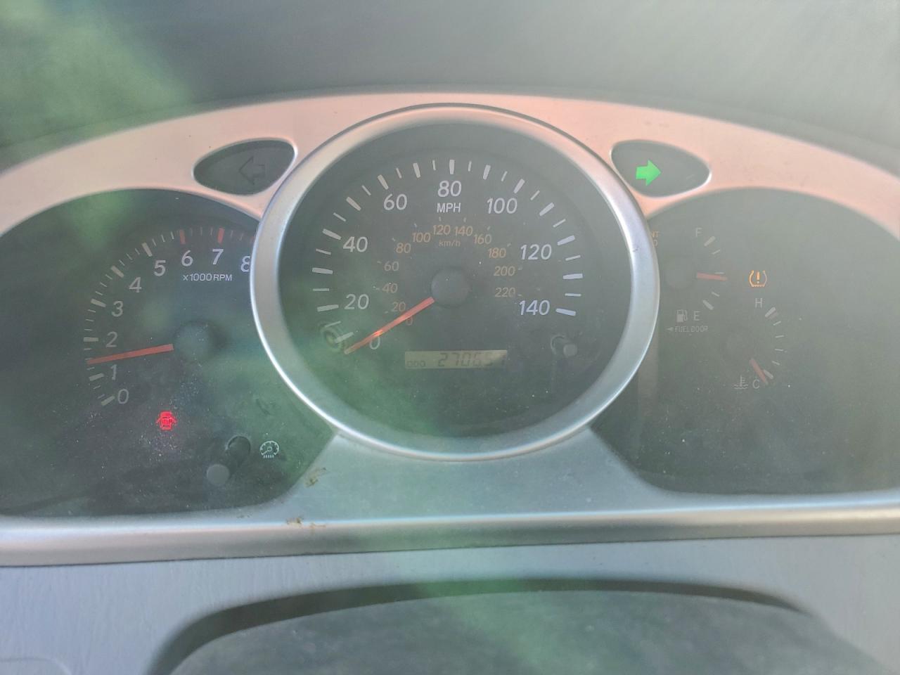 2005 TOYOTA HIGHLANDER LIMITED photo 9