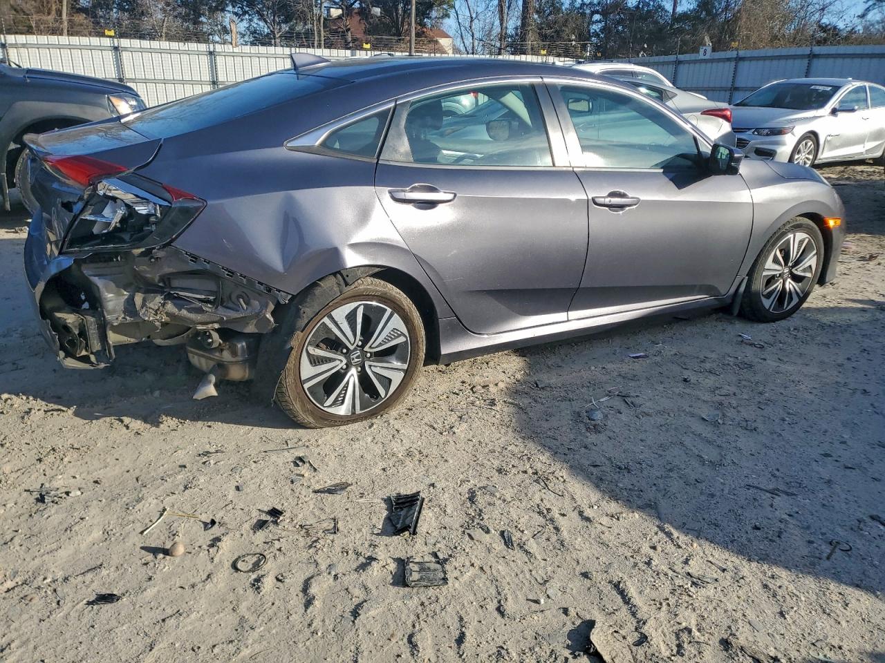 2017 HONDA CIVIC EXL photo 3