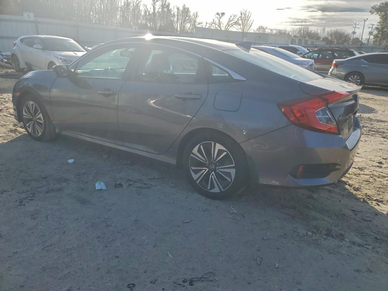 2017 HONDA CIVIC EXL photo 2