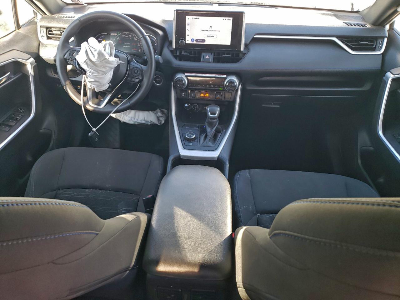 2024 TOYOTA RAV4 SE photo 8