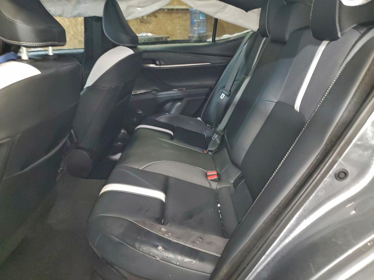 2025 TOYOTA CAMRY XSE photo 10