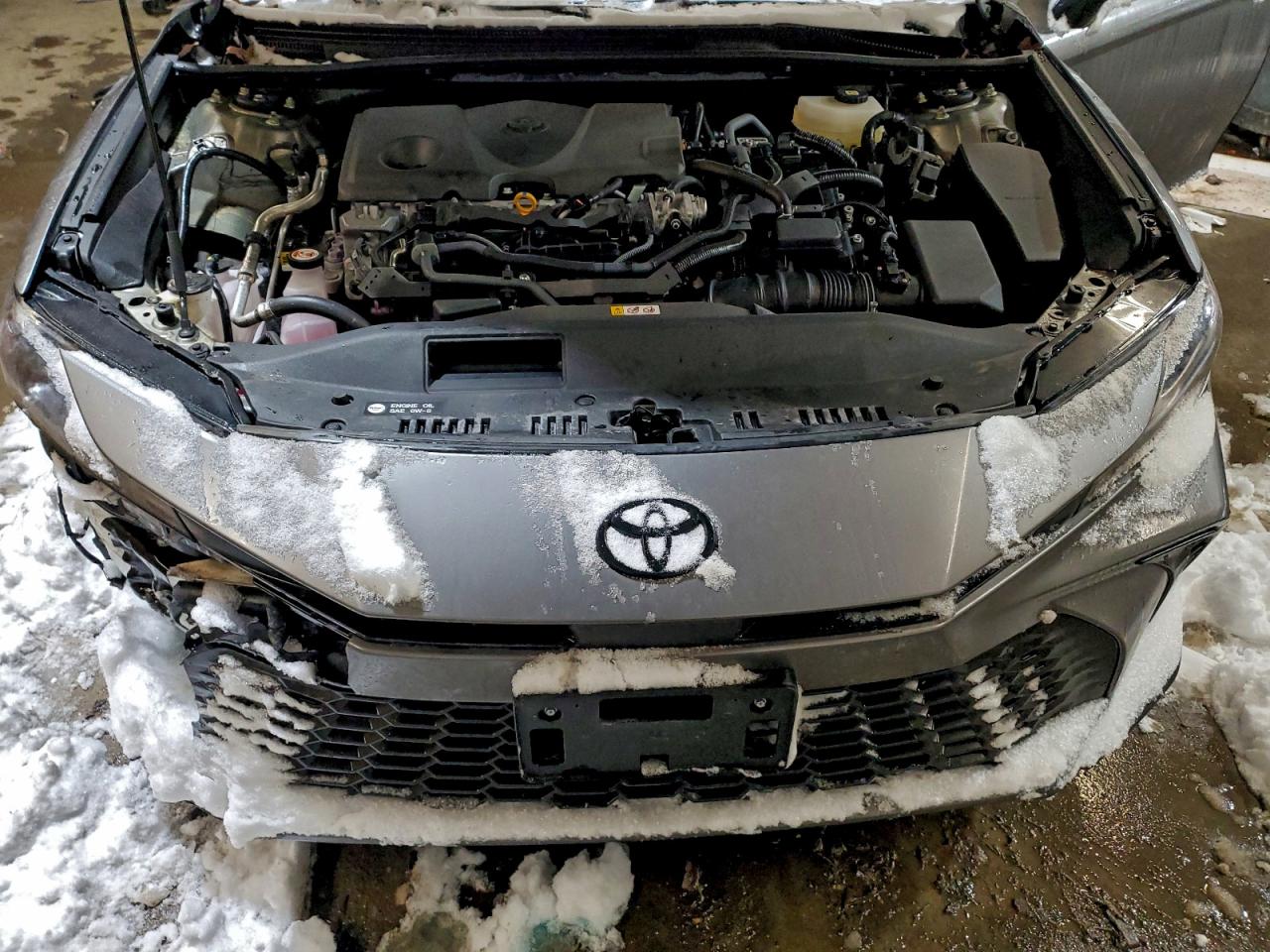 2025 TOYOTA CAMRY XSE photo 11