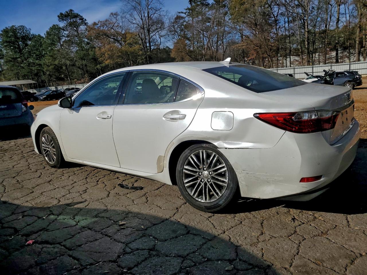 2013 LEXUS ES 350 photo 2