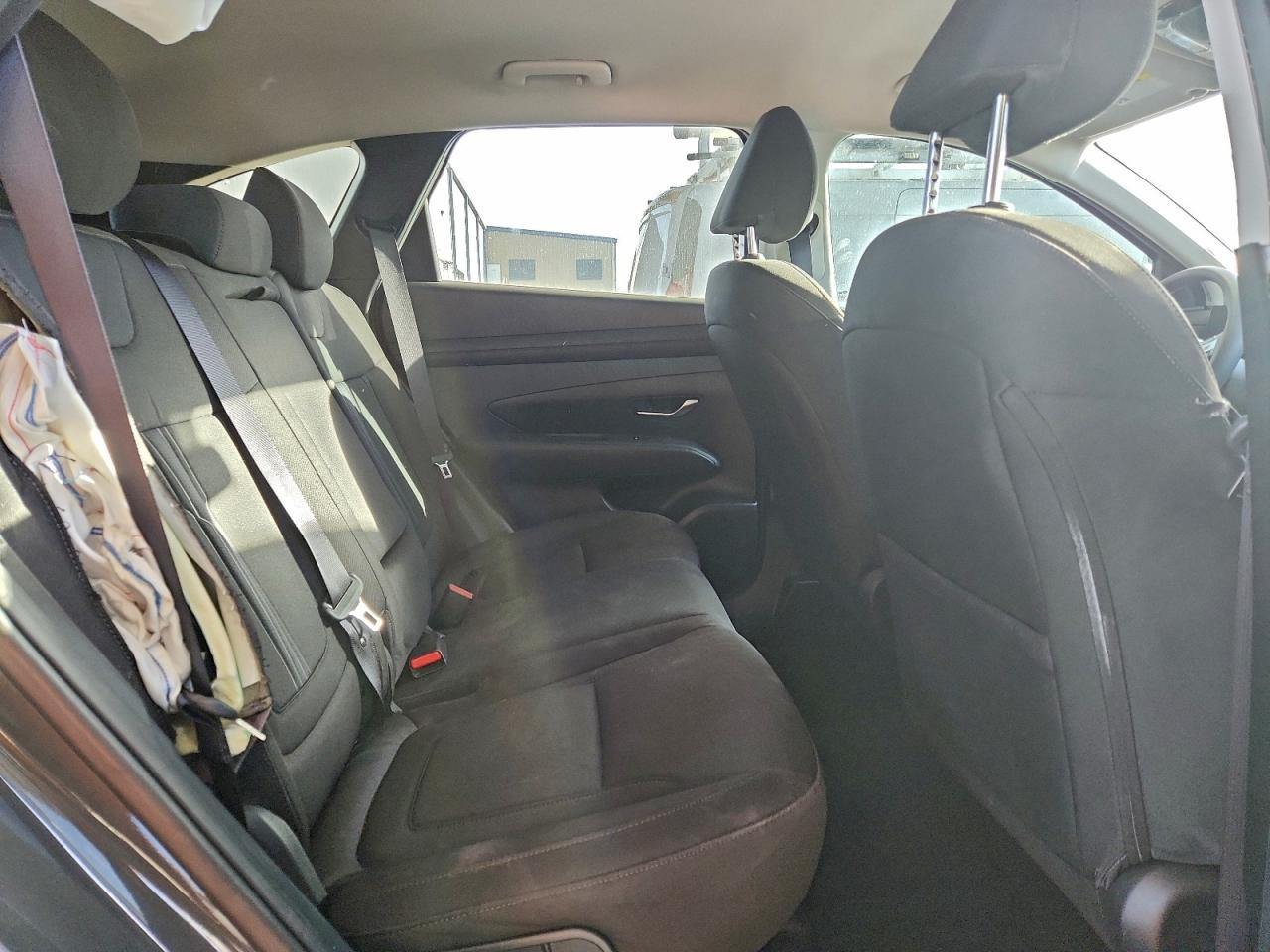 2025 HYUNDAI TUCSON SEL photo 11