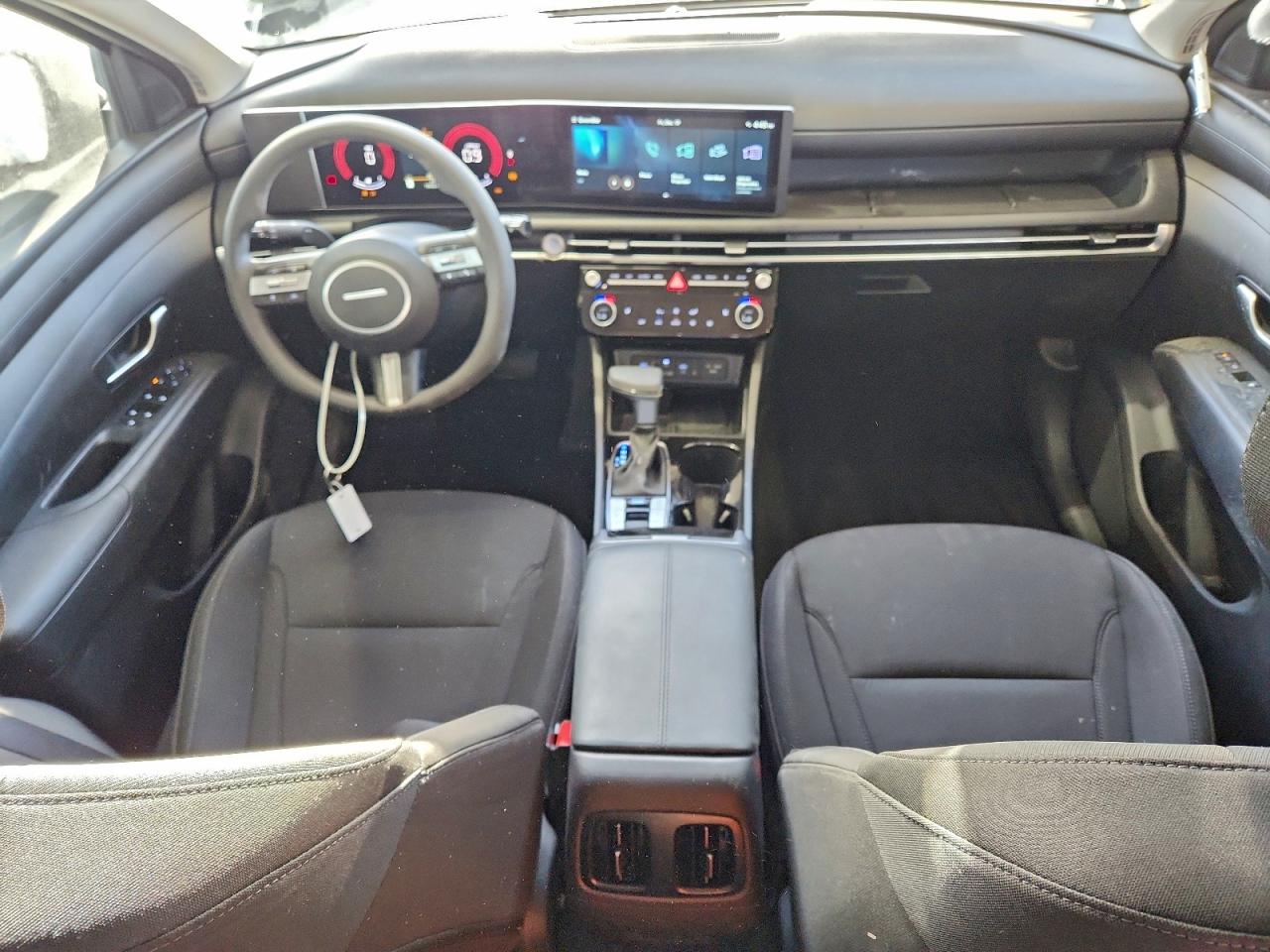2025 HYUNDAI TUCSON SEL photo 8