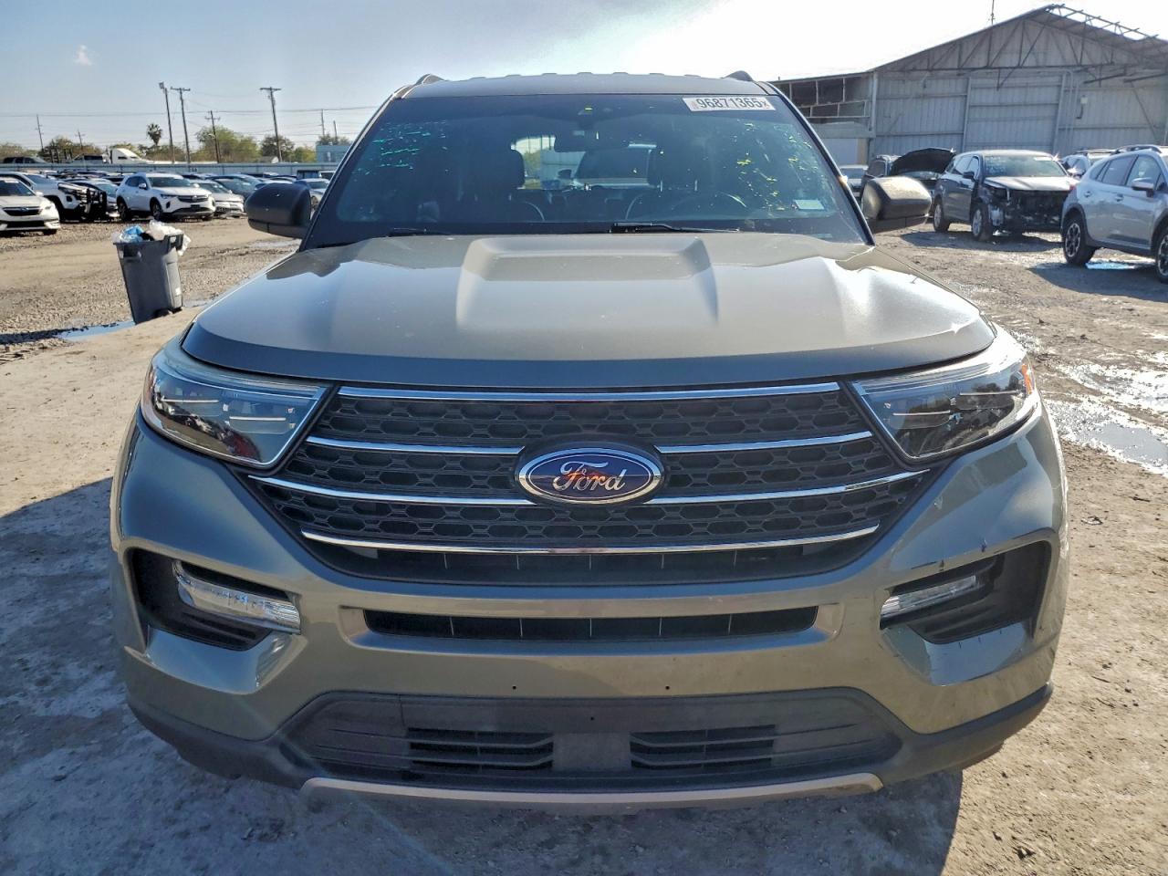2020 FORD EXPLORER XLT photo 5