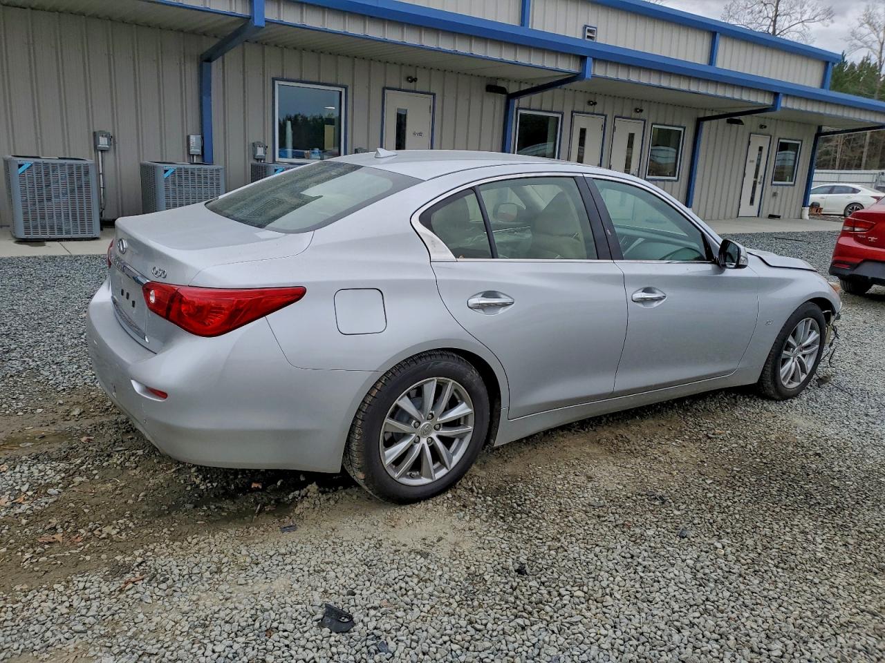 2015 INFINITI Q50 BASE photo 3