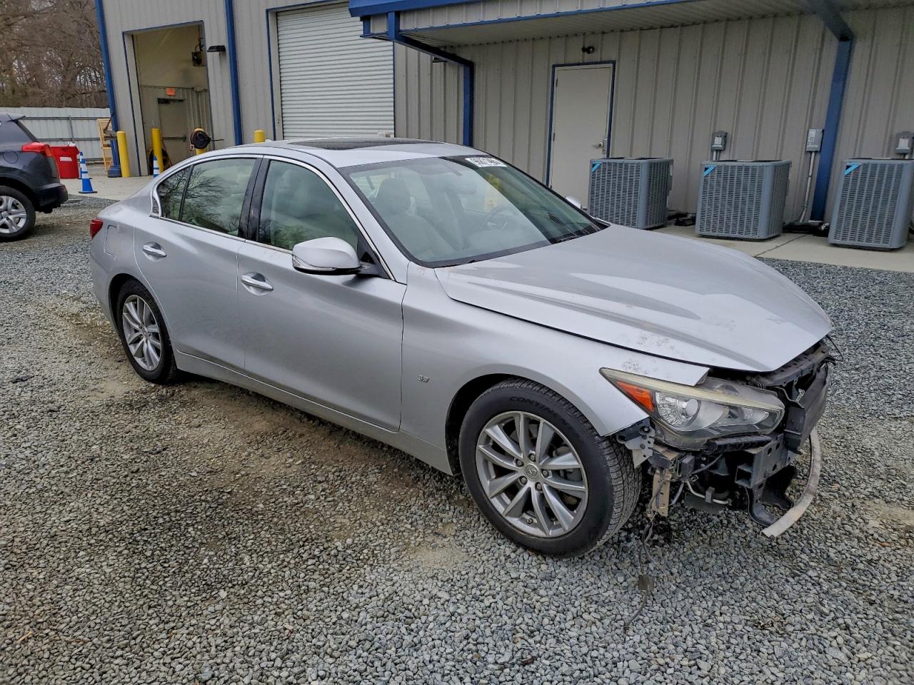 2015 INFINITI Q50 BASE photo 4