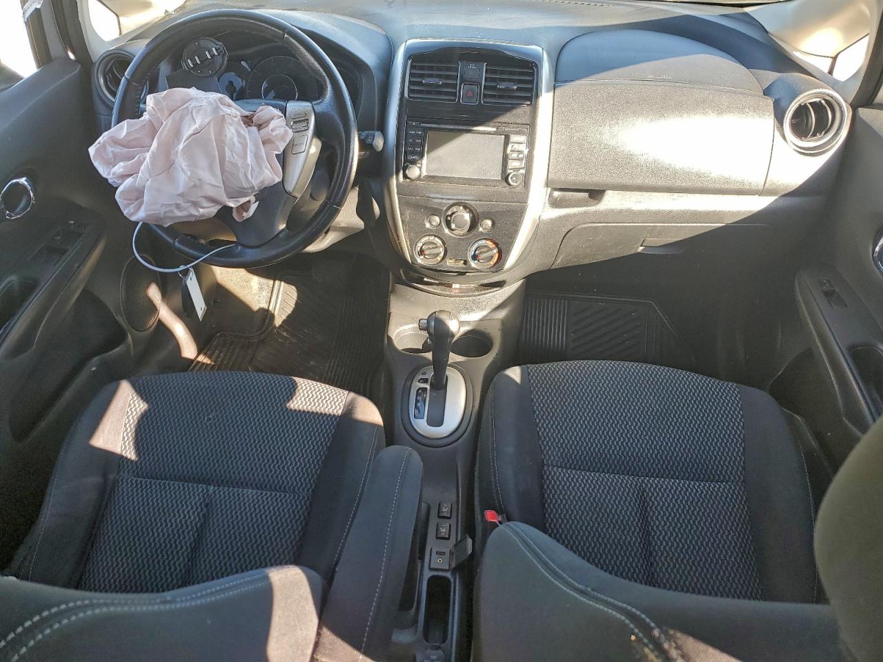 2016 NISSAN VERSA NOTE S photo 8