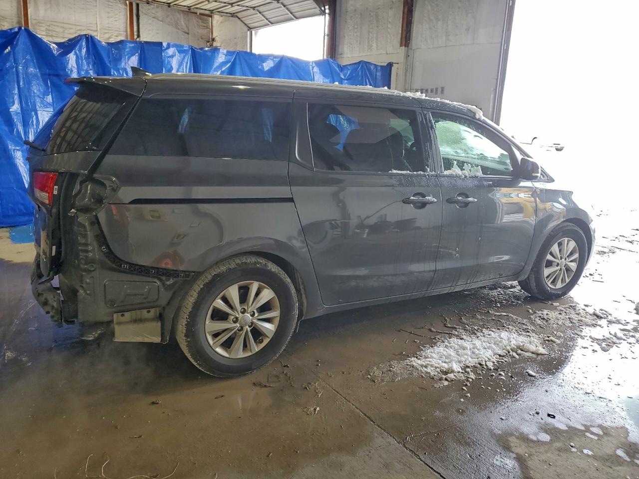 2018 KIA SEDONA LX photo 3