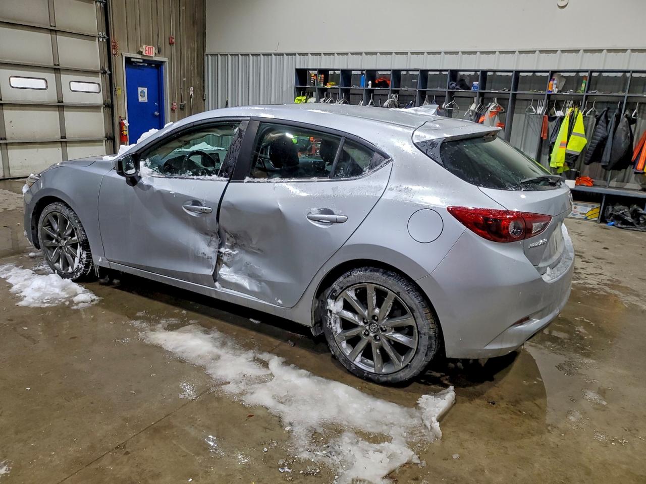 2018 MAZDA 3 GRAND TOURING photo 2