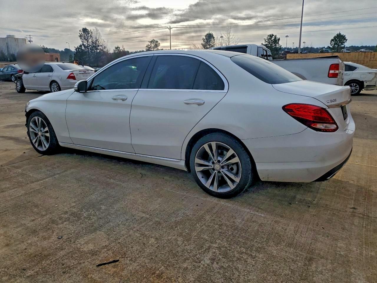2015 MERCEDES-BENZ C 300 photo 2