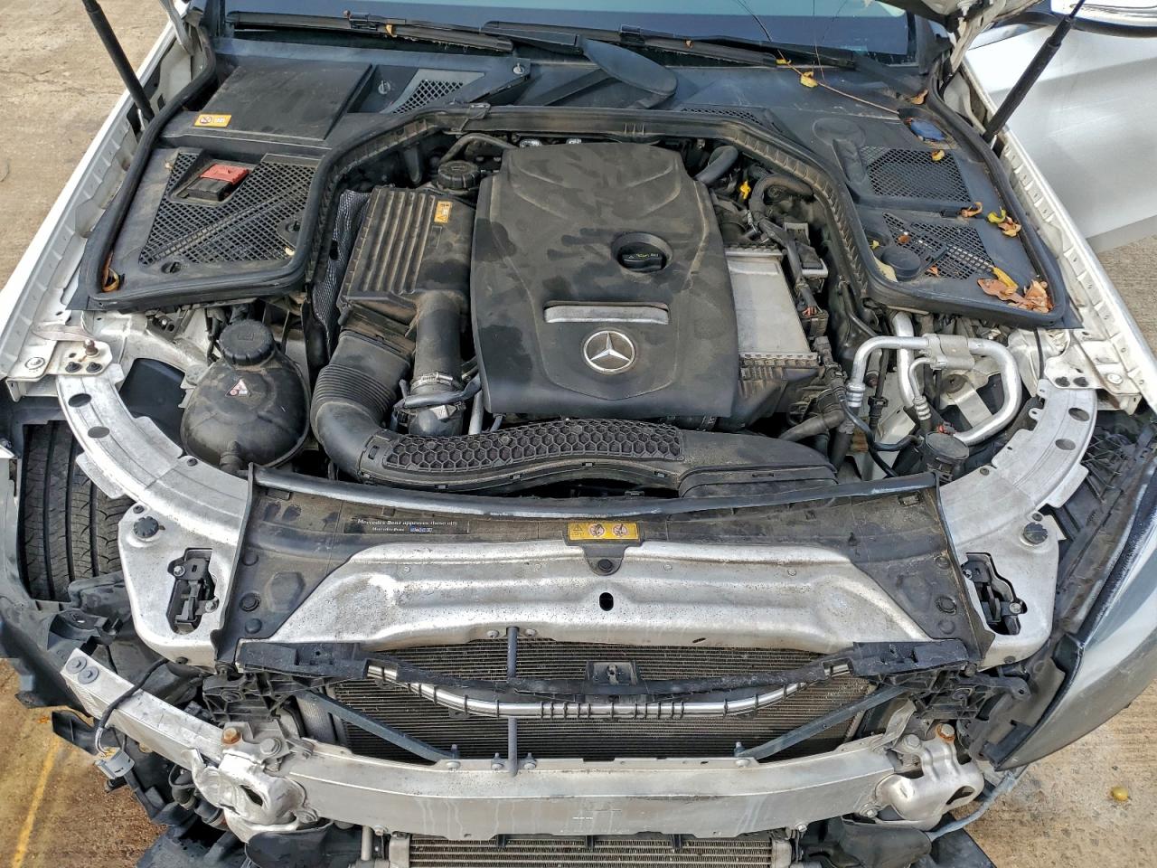 2015 MERCEDES-BENZ C 300 photo 11