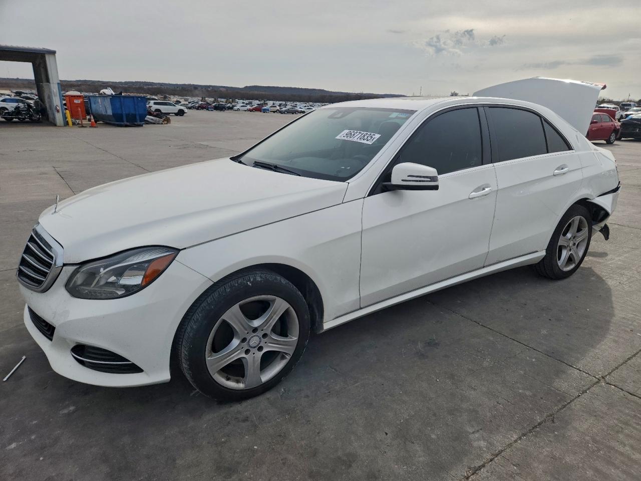 2014 MERCEDES-BENZ E