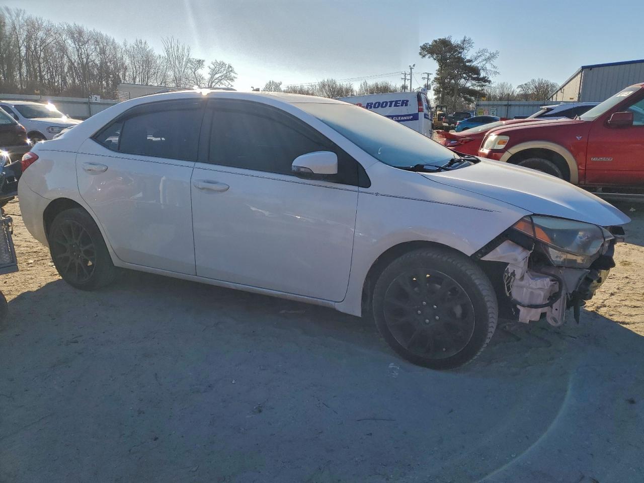 2016 TOYOTA COROLLA L photo 4