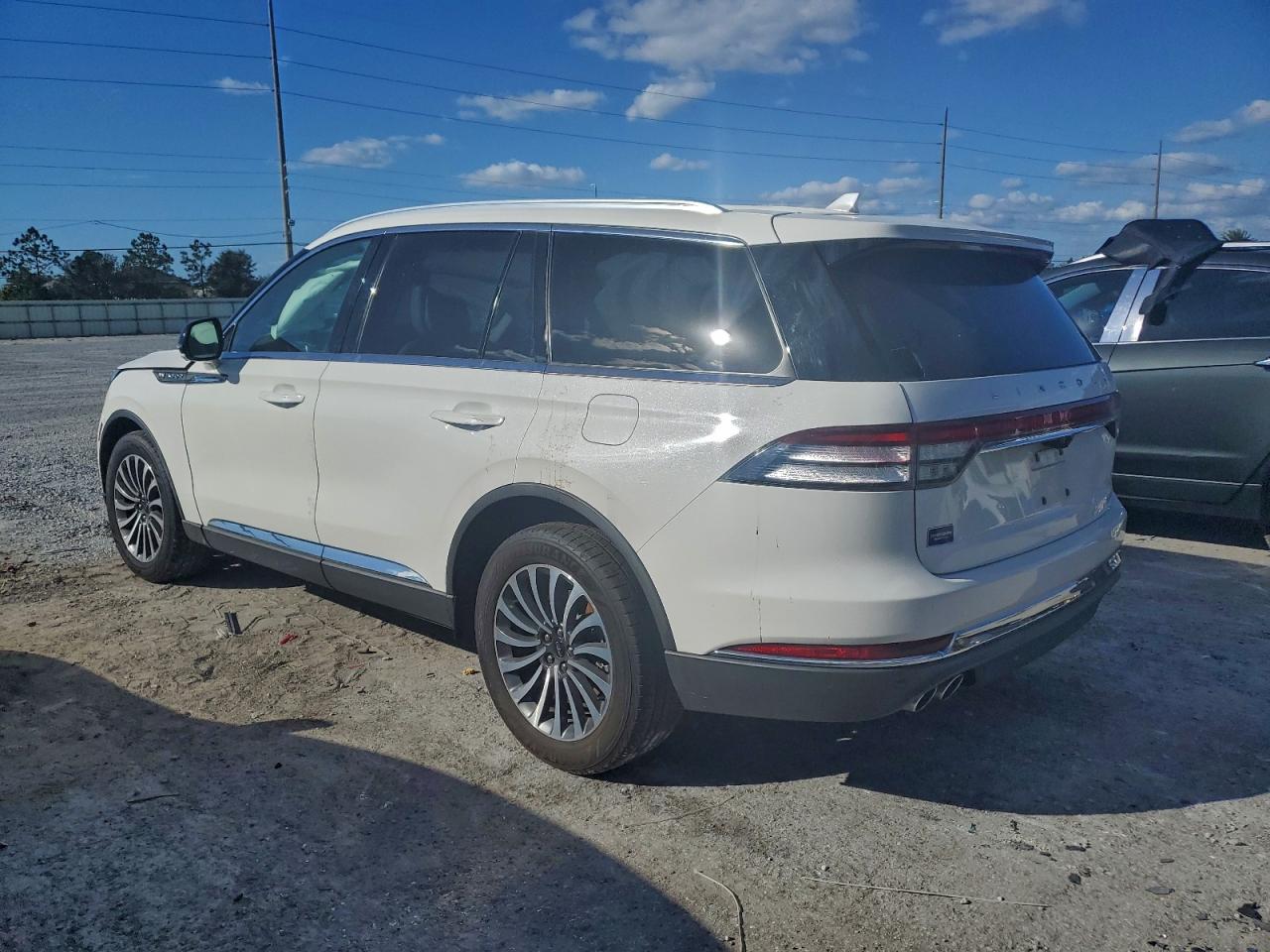 2020 LINCOLN AVIATOR RESERVE photo 2
