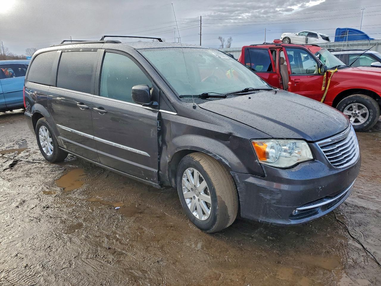 2015 CHRYSLER TOWN & COUNTRY TOURING photo 4