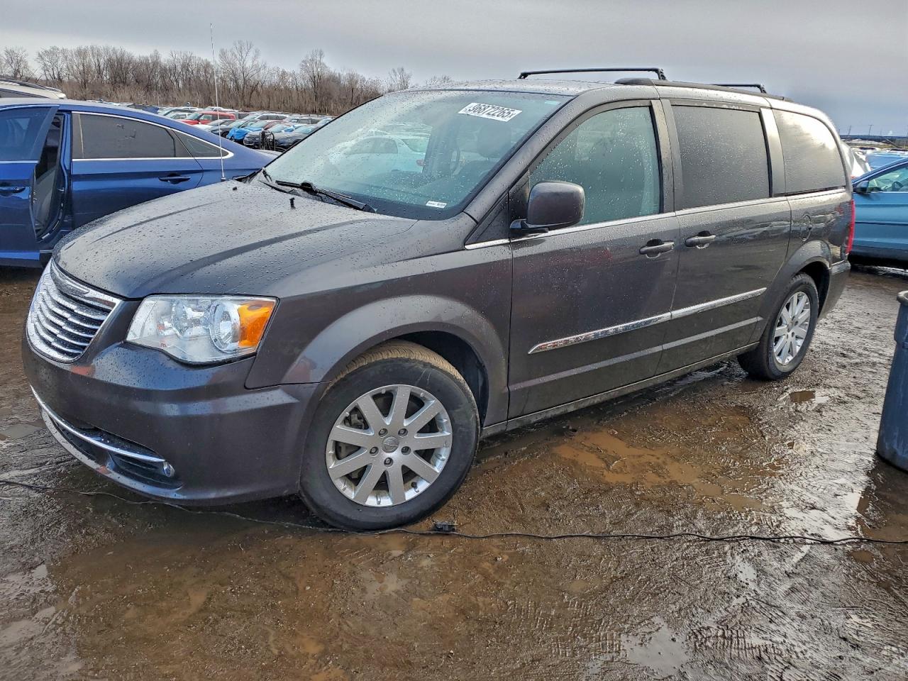 2015 CHRYSLER TOWN & COUNTRY