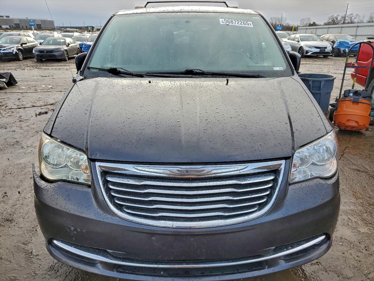 2015 CHRYSLER TOWN & COUNTRY TOURING photo 5