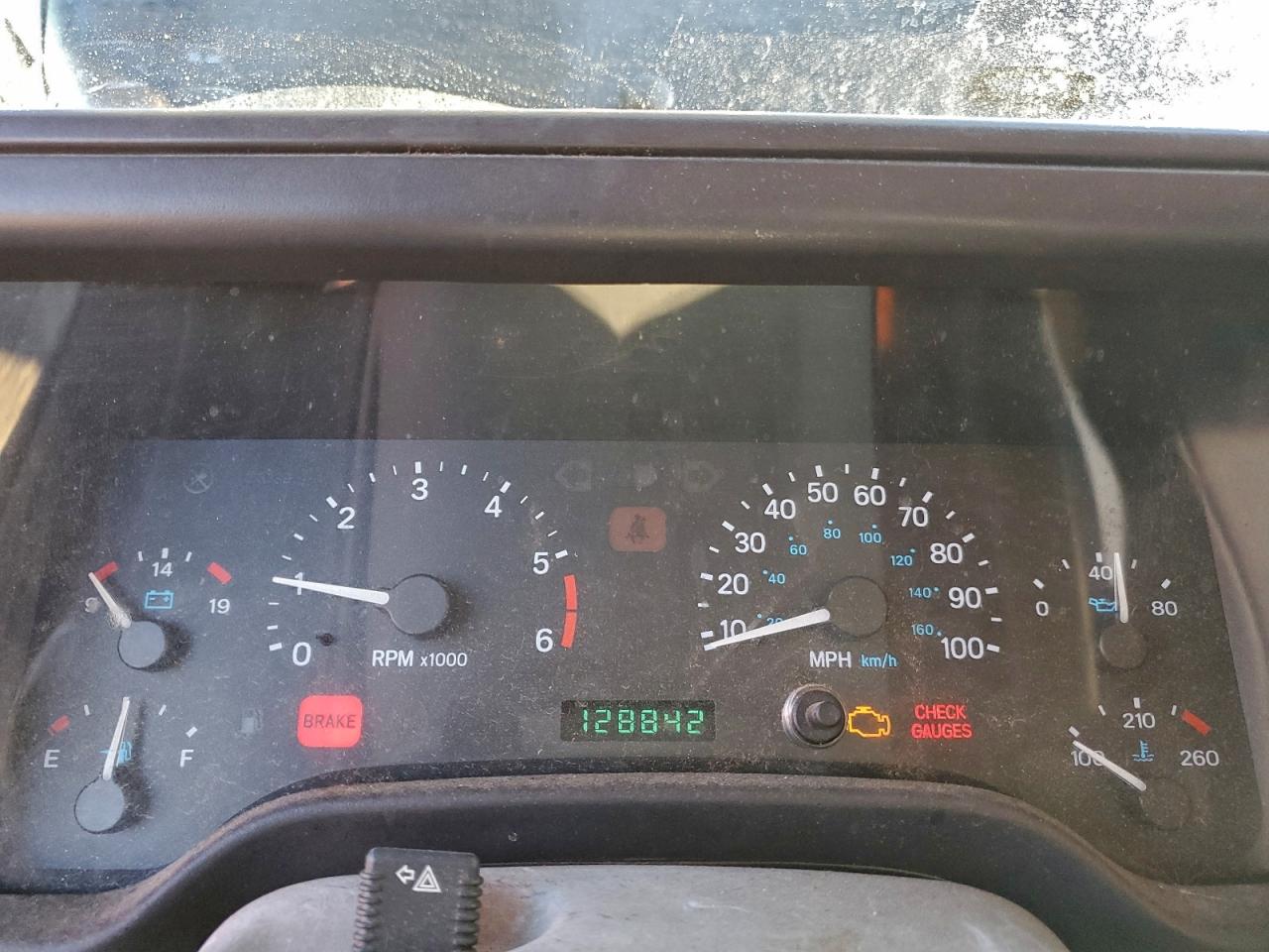 2000 JEEP WRANGLER / TJ SAHARA photo 9