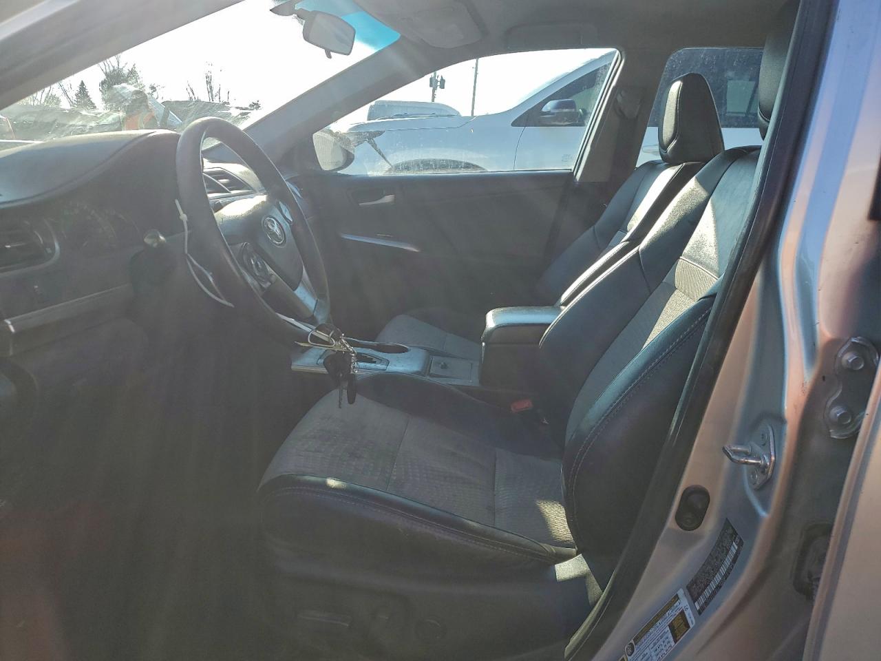 2012 TOYOTA CAMRY BASE photo 7