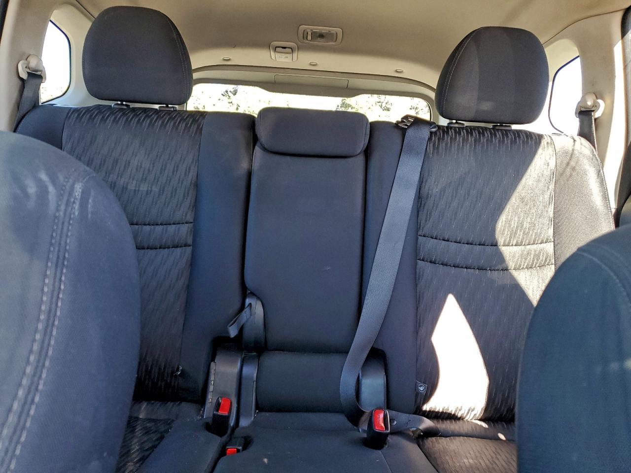 2017 NISSAN ROGUE SV photo 10