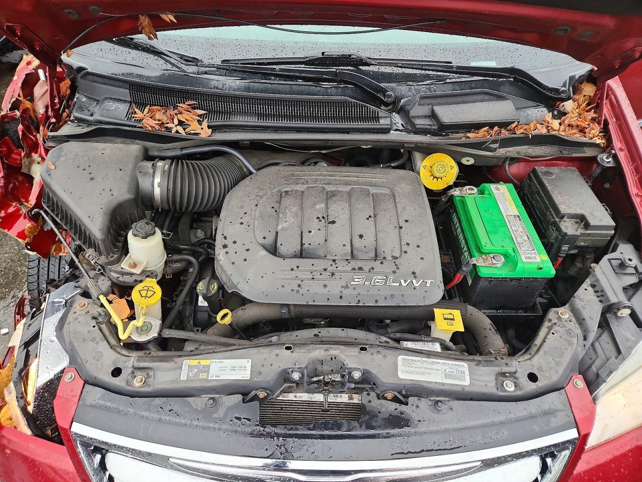 2015 CHRYSLER TOWN & COUNTRY TOURING L photo 12
