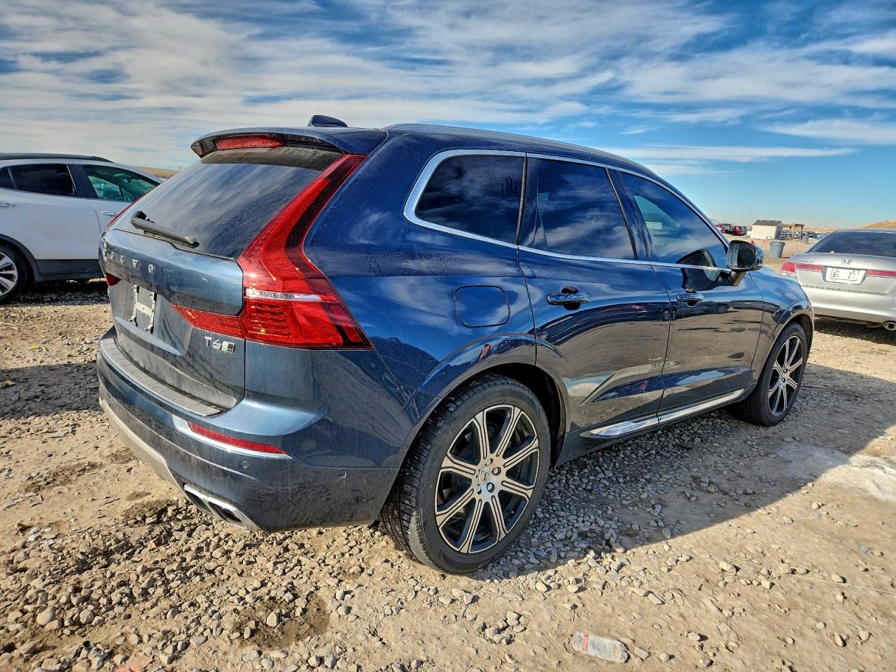 2019 VOLVO XC60 T6 INSCRIPTION photo 3