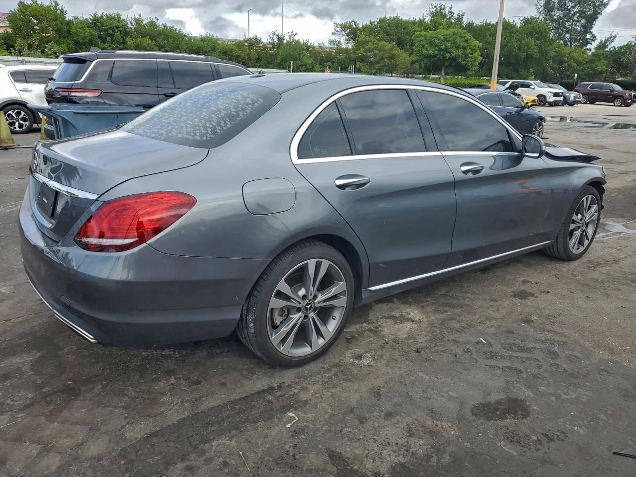 2019 MERCEDES-BENZ C 300 photo 3