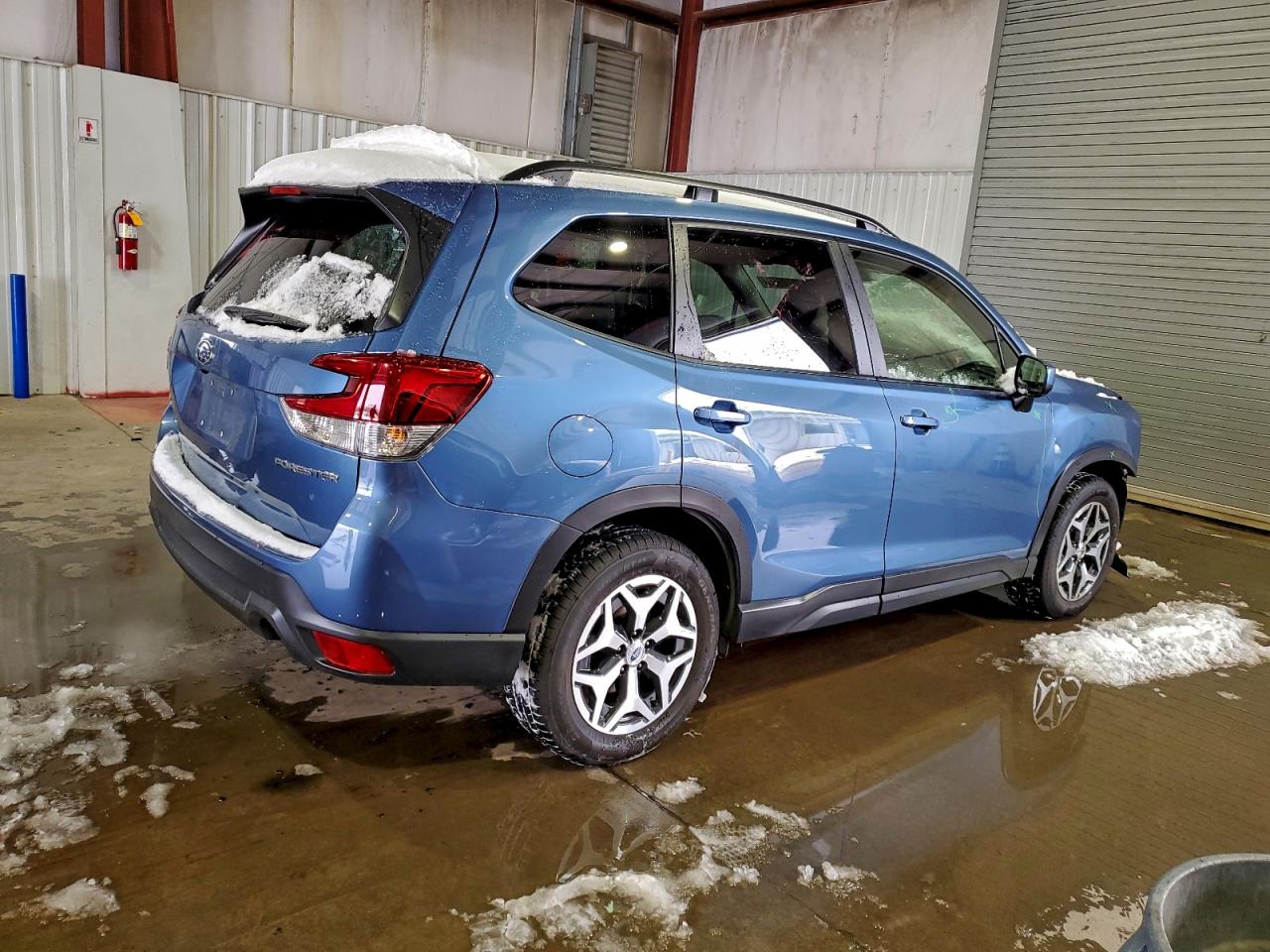 2019 SUBARU FORESTER PREMIUM photo 3